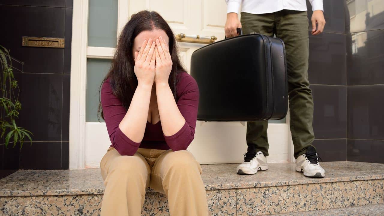 Texas Divorce: Getting Your Spouse to Leave the Marital Home
